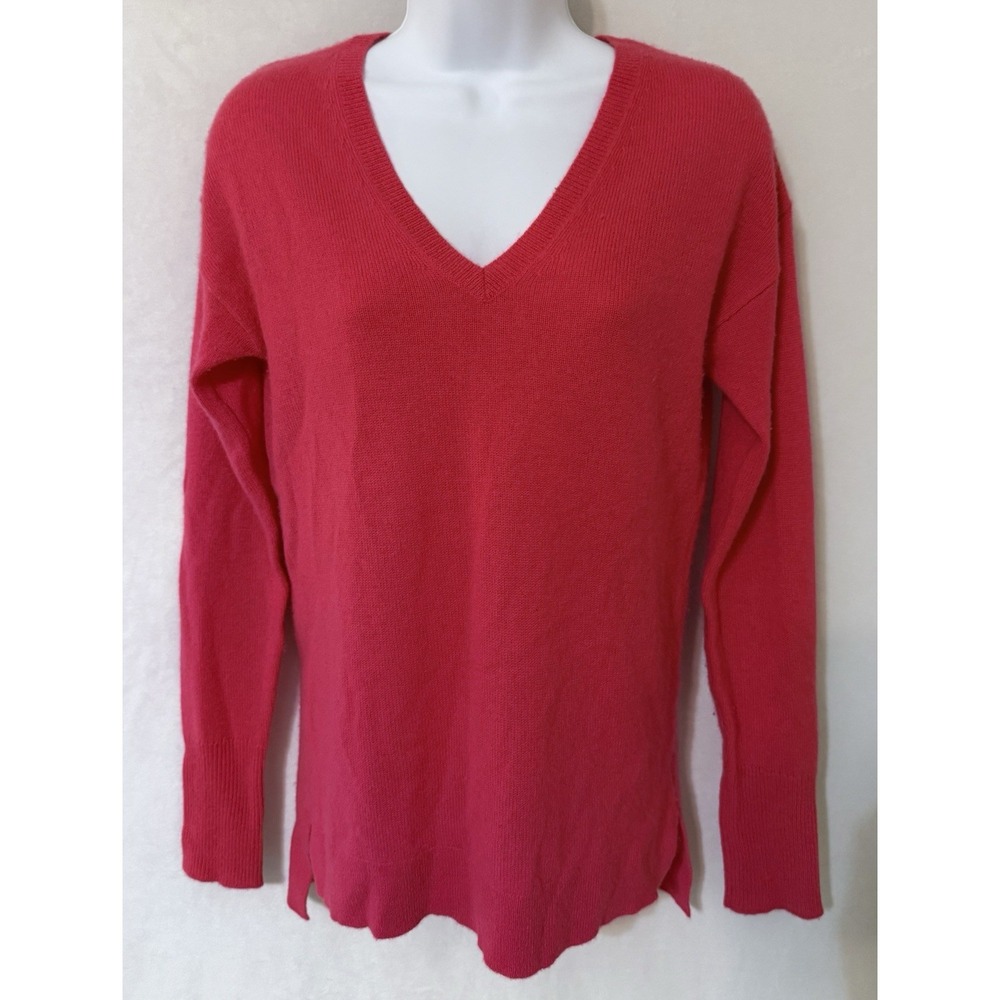 Halogen Pullover Womens XS Fuschia 100%‎ Cashmere VNeck Sweater Long Sleeve